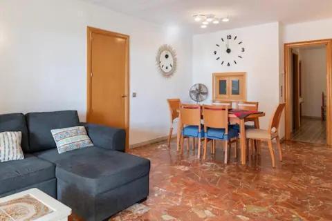 شقة Sea Front Apart. 2 Pools / 1ª Linea. 2 Piscinas سيجور دي كالافيل المظهر الخارجي الصورة